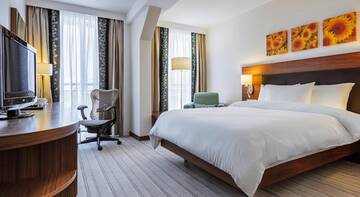 Фотографии Гостиница Hilton Garden Inn г. Краснодар Краснодарский край (Россия) №1 Фото Гостиница Hilton Garden Inn г. Краснодар 1