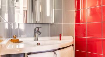 Фотографии Гостиница Ibis Krasnodar Center г. Краснодар Краснодарский край (Россия) №2 Фото Гостиница Ibis Krasnodar Center г. Краснодар 2