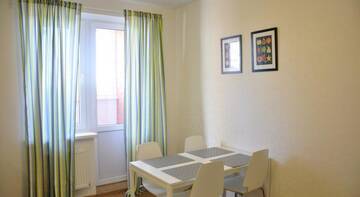 Фотографии Гостиница Evro Apartments Kubanskaia 52 г. Краснодар Краснодарский край (Россия) №4 Фото Гостиница Evro Apartments Kubanskaia 52 г. Краснодар 4