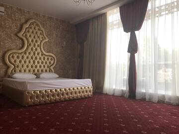 Фото номера Двухместный номер Делюкс  Гостиница Бутик энд Спа г. Краснодар 2