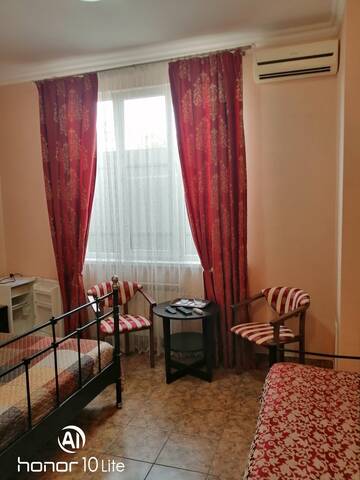 Фото номера Трехместный номер Гостиница Гостевой дом Ардо г. Краснодар 2