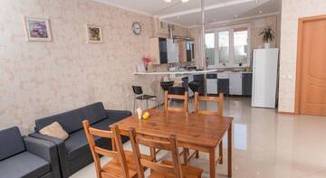 Фото номера Кровать в общем четырехместном номере Гостиница Family Hostel г. Краснодар 5