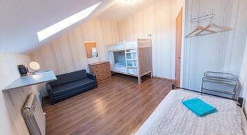 Фото номера Кровать в общем четырехместном номере Гостиница Family Hostel г. Краснодар 11