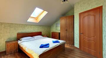 Фото номера Дом с 5 спальнями Гостиница Family Hostel г. Краснодар 16