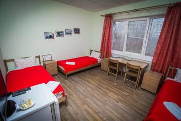 Фото номера Трехместный номер с общей ванной комнатой Гостиница Vista Hotel г. Краснодар 2