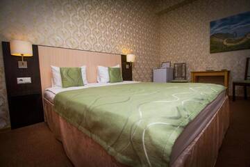 Фото номера Бюджетный двухместный номер с 1 кроватью Гостиница Vista Hotel г. Краснодар 3