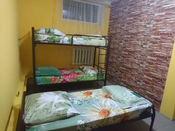 Фото номера Четырехместный номер Гостиница Comfy Hostel г. Краснодар 3