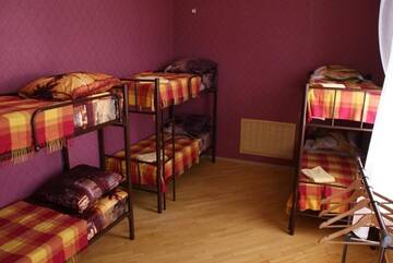 Фото номера Спальное место в общем 8-местном номере  Гостиница Comfy Hostel г. Краснодар 2