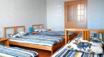 Фото номера Кровать в общем 5-местном номере для женщин Хостел  Совушка г. Краснодар 2