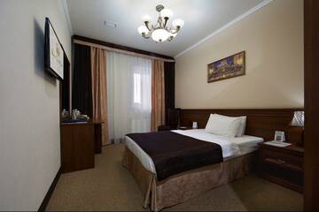 Фото номера 1-местный номер стандарт Гостиница Amici Grand Hotel г. Краснодар 4