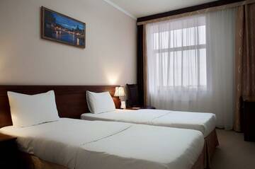 Фото номера Номер стандарт Гостиница Amici Grand Hotel г. Краснодар 11