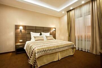 Фото номера Номер комфорт премиум Гостиница Amici Grand Hotel г. Краснодар 9