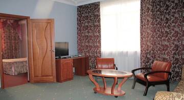 Фото номера Люкс &quot;Комфорт&quot; Гостиница Романтик г. Краснодар 3