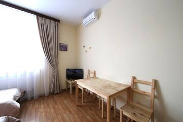 Фото номера Стандартный трехместный номер Гостевой дом Smart People Eco Hotel г. Краснодар 4