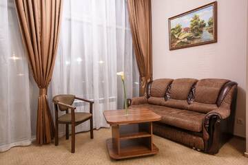 Фото номера Номер полулюкс Гостиница Crystal г. Краснодар 7