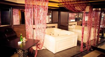 Фото номера Двухместный номер  Гостиница Pride Hotel г. Краснодар 5