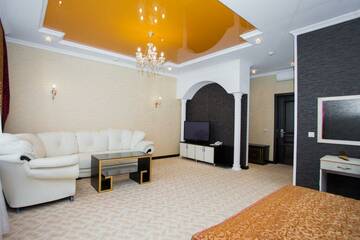 Фото номера Номер люкс Гостиница Sweet Hall г. Краснодар 7