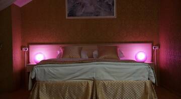 Фото номера Номер-студио Делюкс с кроватью размера  Гостевой дом Iris Inn г. Краснодар 6