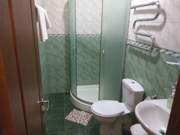 Фото номера Двухместный номер с 1 кроватью и балконом Отель Тис г. Краснодар 9