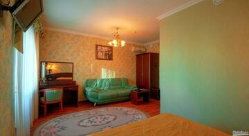 Фото номера Стандартный двухместный номер Гостиница Soul Place г. Краснодар 3