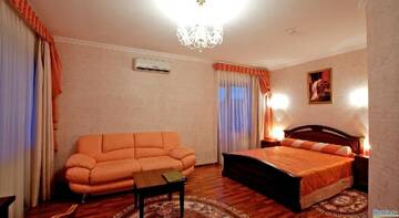 Фото номера Улучшенный двухместный номер Гостиница Soul Place г. Краснодар 2