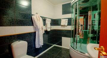 Фото номера Улучшенный двухместный номер Гостиница Soul Place г. Краснодар 5