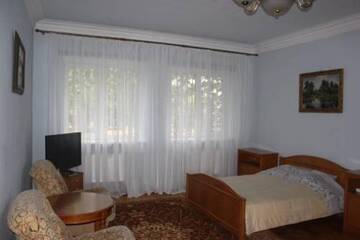 Фото номера Классический четырёхместный номер Гостиница Guest house Vladimir г. Краснодар 5