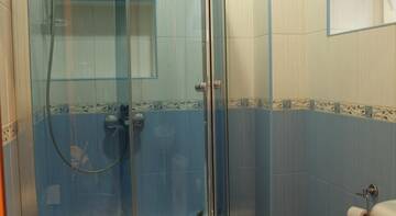 Фото номера Стандартный двухместный номер с 1 кроватью Гостиница Гостевой Дом Ривьера г. Краснодар 4