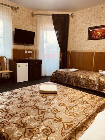 Фото номера Номер стандарт семейный с балконом Гостиница Дольче Вита г. Краснодар 9