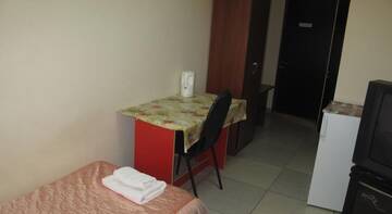 Фото номера Двухместный номер с 2 отдельными кроватями Гостиница K-54 Hotel г. Краснодар 3
