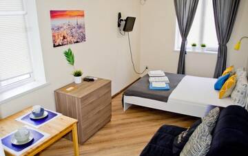 Фото номера Апартаменты  STANOK #6 в стиле лофт Гостевой дом Апарт-отель Home г. Краснодар 5