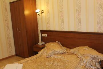 Фото номера 2-местный номер стандарт Гостиница George Hotel г. Краснодар 5