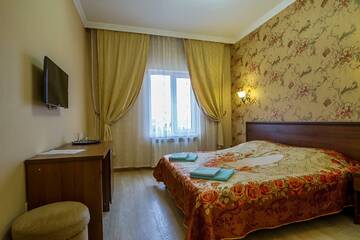 Фото номера 2-местный номер стандарт Гостиница George Hotel г. Краснодар 2