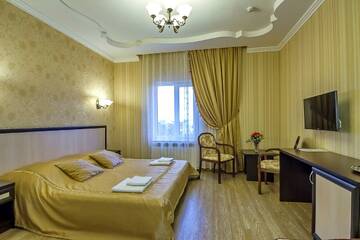Фото номера Номер полулюкс с 1 двуспальной кроватью Гостиница George Hotel г. Краснодар 13