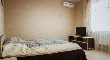 Фото номера Апартаменты с 1 спальней Гостиница Gross-House Апартаменты г. Краснодар 2
