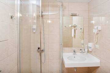 Фото номера АПАРТАМЕНТЫ ПРЕМИУМ (70 М2) Апарт-отель Muller Bach г. Краснодар 10