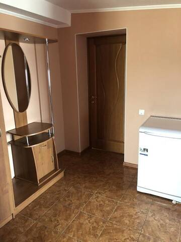 Фото номера Трехместный номер Гостиница Planeta Hotel г. Краснодар 4
