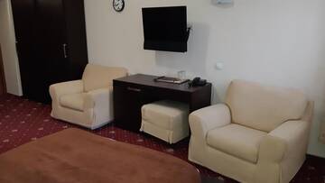 Фото номера  Улучшенный двухместный номер с 1 кроватью Гостиница Maldini 1899 Boutique Hotel г. Краснодар 5