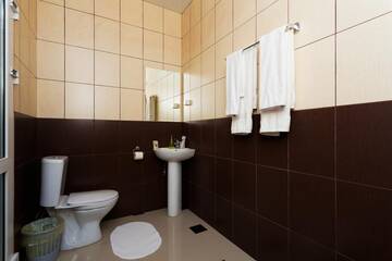 Фото номера Двухместный номер эконом-класса с 1 кроватью или 2 отдельными кроватями Гостиница Славянка г. Краснодар 8